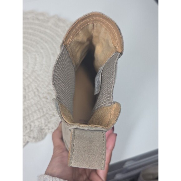 UGG Wmn Hillhurst II Chelsea Desert Boot Shoes Suede Ribbed Trim Waterproof Y2K* - Picture 14 of 16